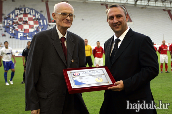 Hajduk primio pehar prvaka Banovine Hrvatske