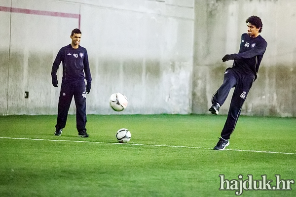 Cássio i L. Patinho odradili prvi trening