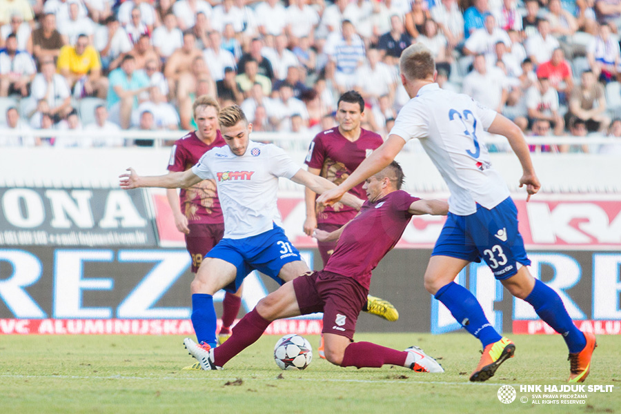 Rijeka - Hajduk (atmosfera) 