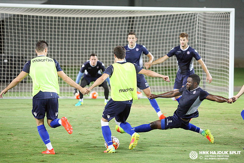 Službeni trening na Netanya Stadiumu