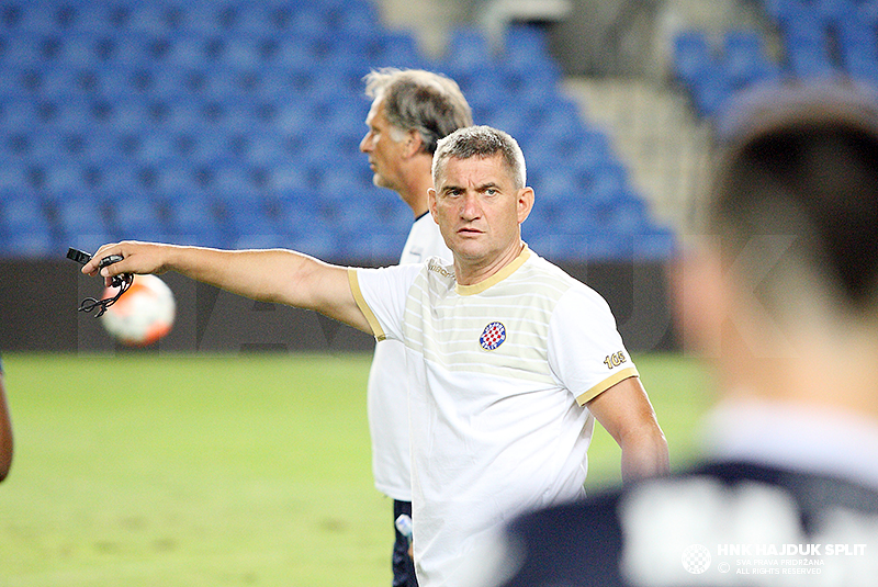 Službeni trening na Netanya Stadiumu