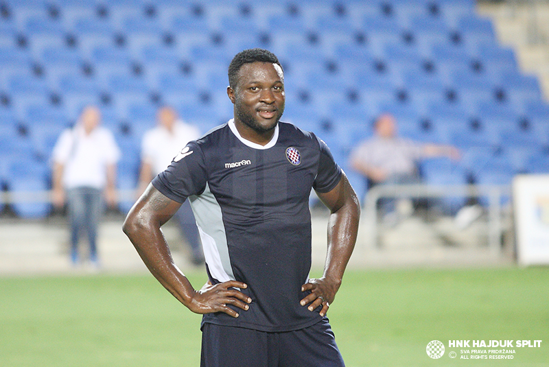 Službeni trening na Netanya Stadiumu