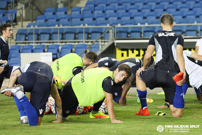 Službeni trening na Netanya Stadiumu