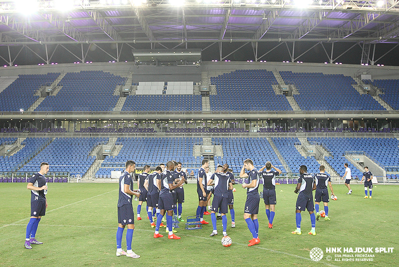 Službeni trening na Netanya Stadiumu