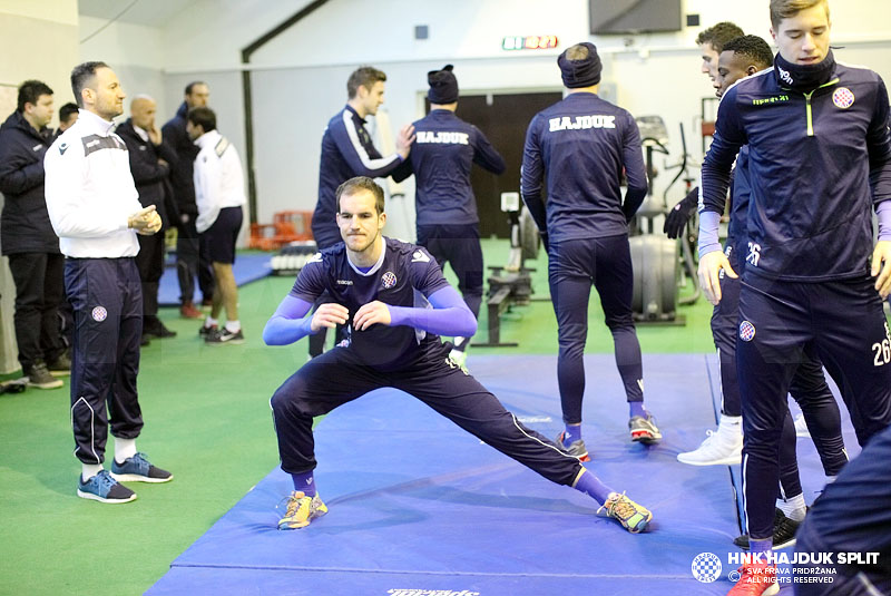 Jutarnji trening u klupskoj teretani