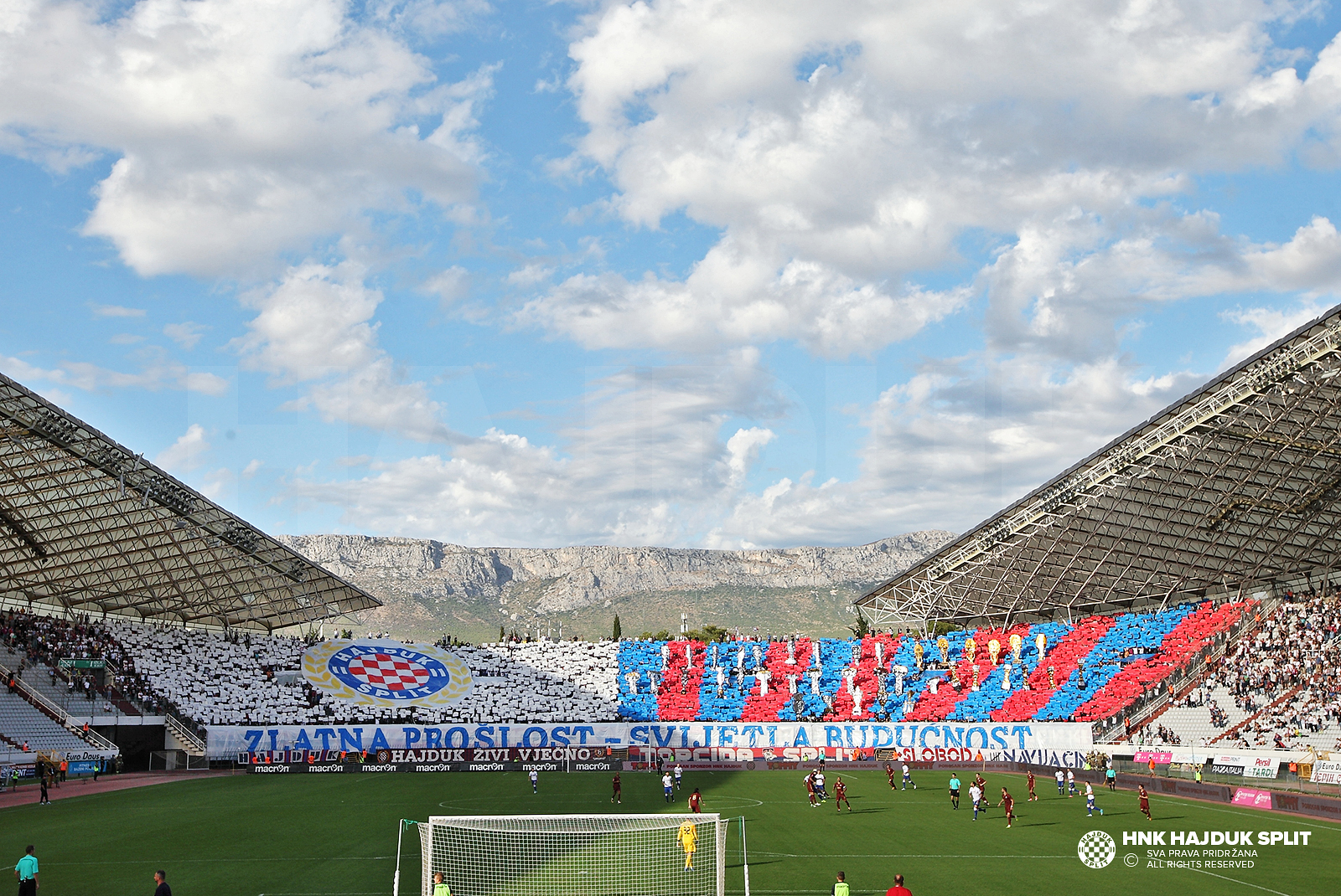 Rijeka - Hajduk (atmosfera) 