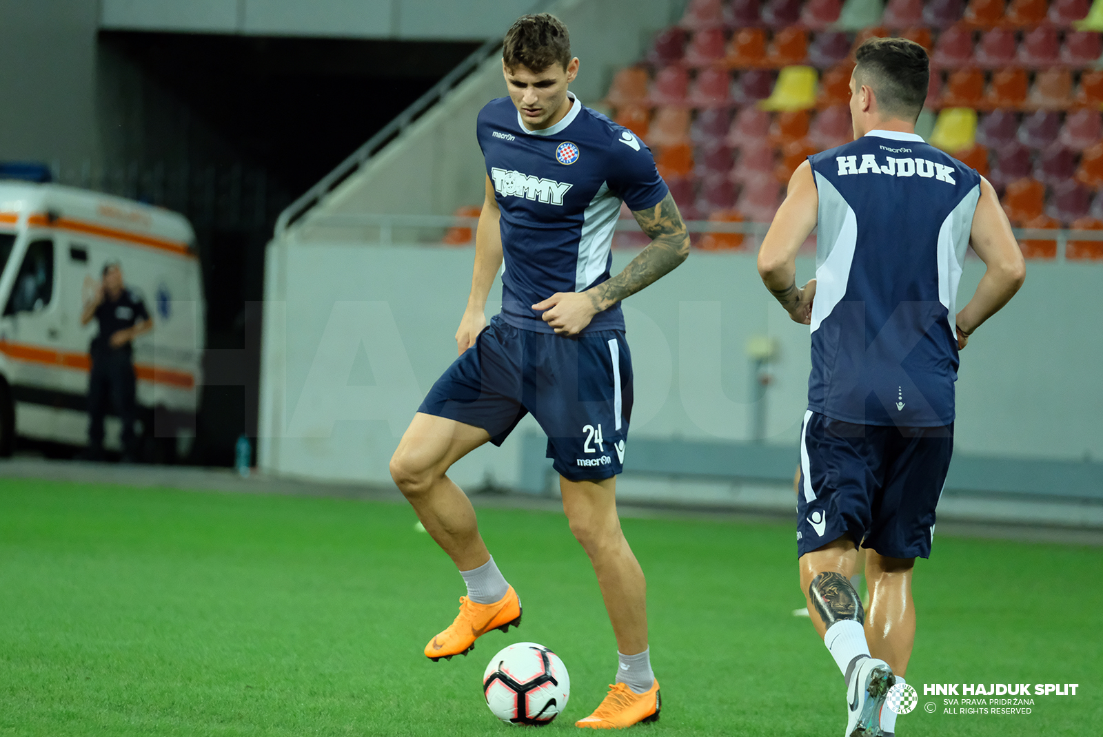 Službeni trening na stadionu Arena Nationala