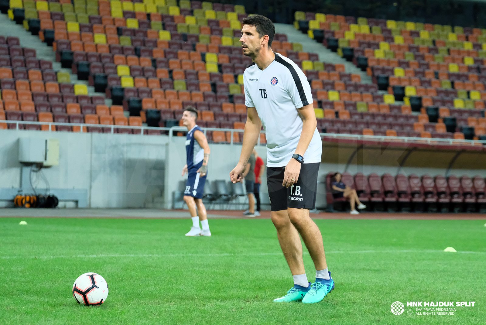 Službeni trening na stadionu Arena Nationala