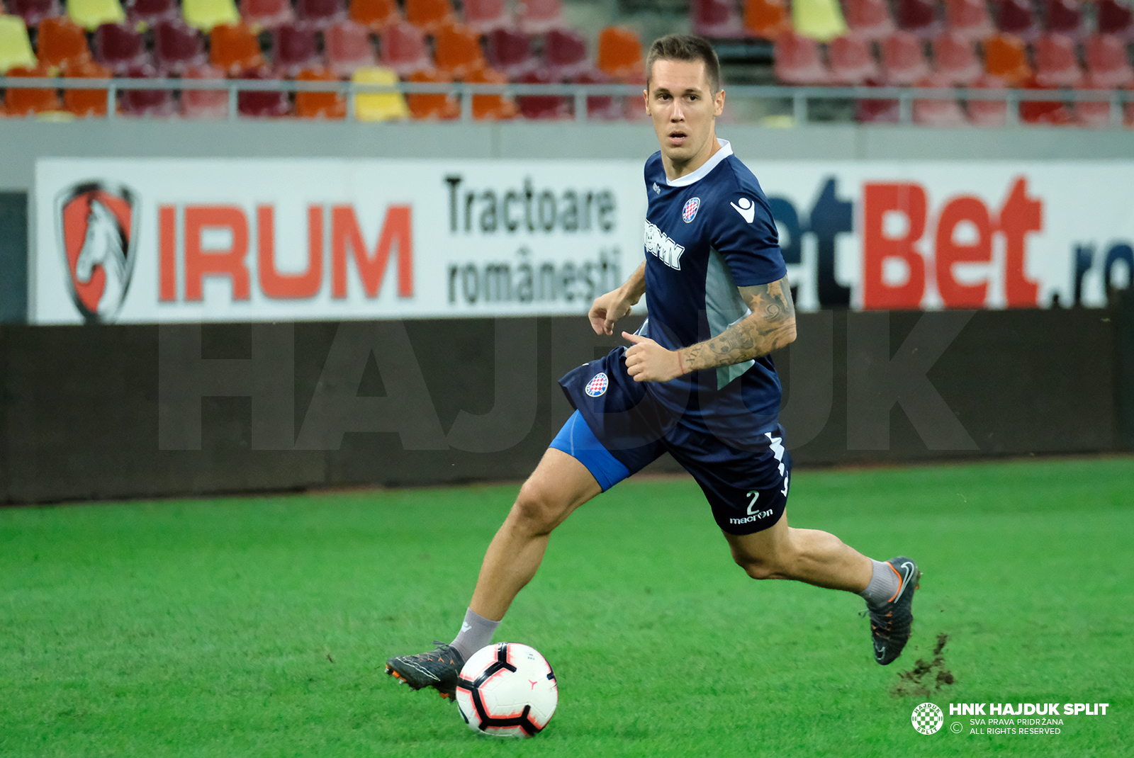 Službeni trening na stadionu Arena Nationala