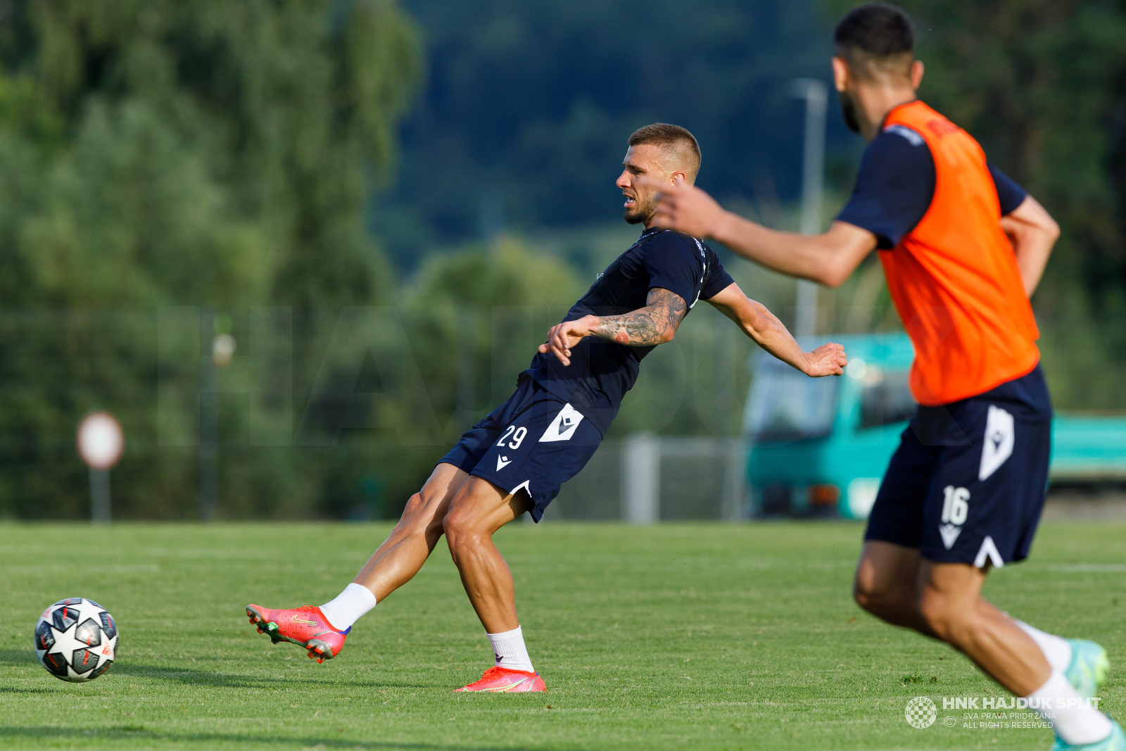 Prvi trening Jana Mlakara