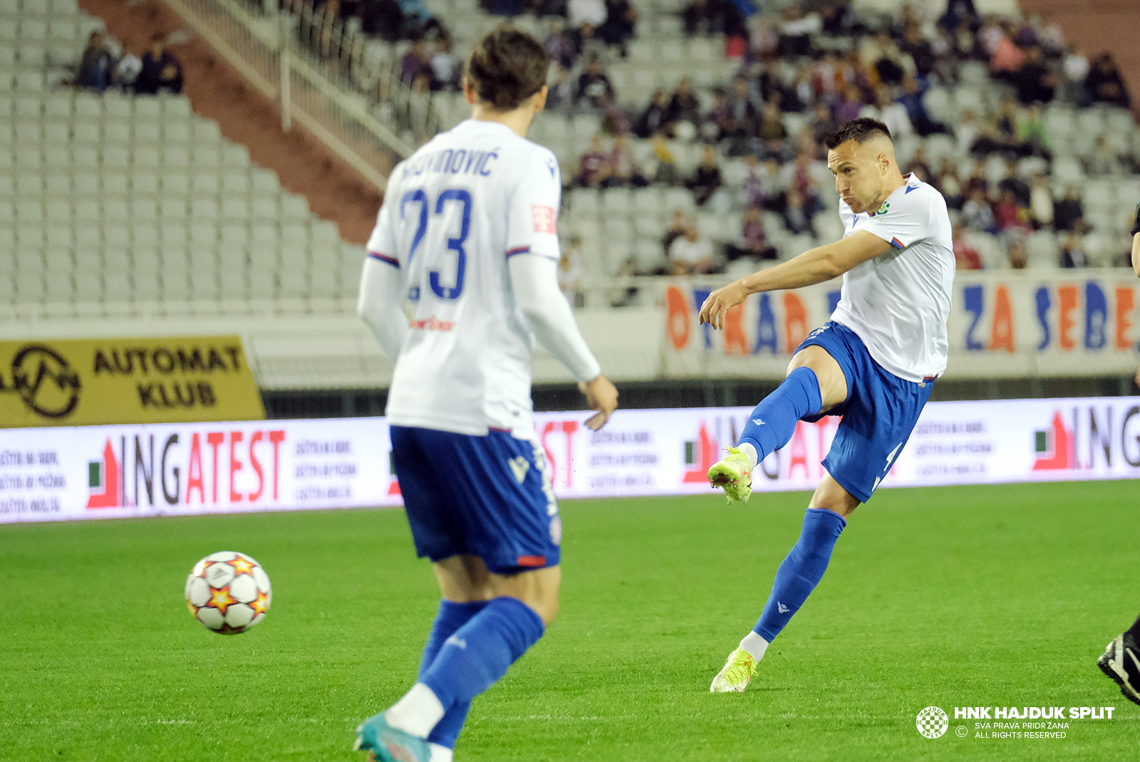 HNK Hajduk Split on X: Kraj prvog dijela na Poljudu: Hajduk - Gorica 1:0.  Ajmo Bijeli! 💪💪💪❤️💙 #samohajduk  / X