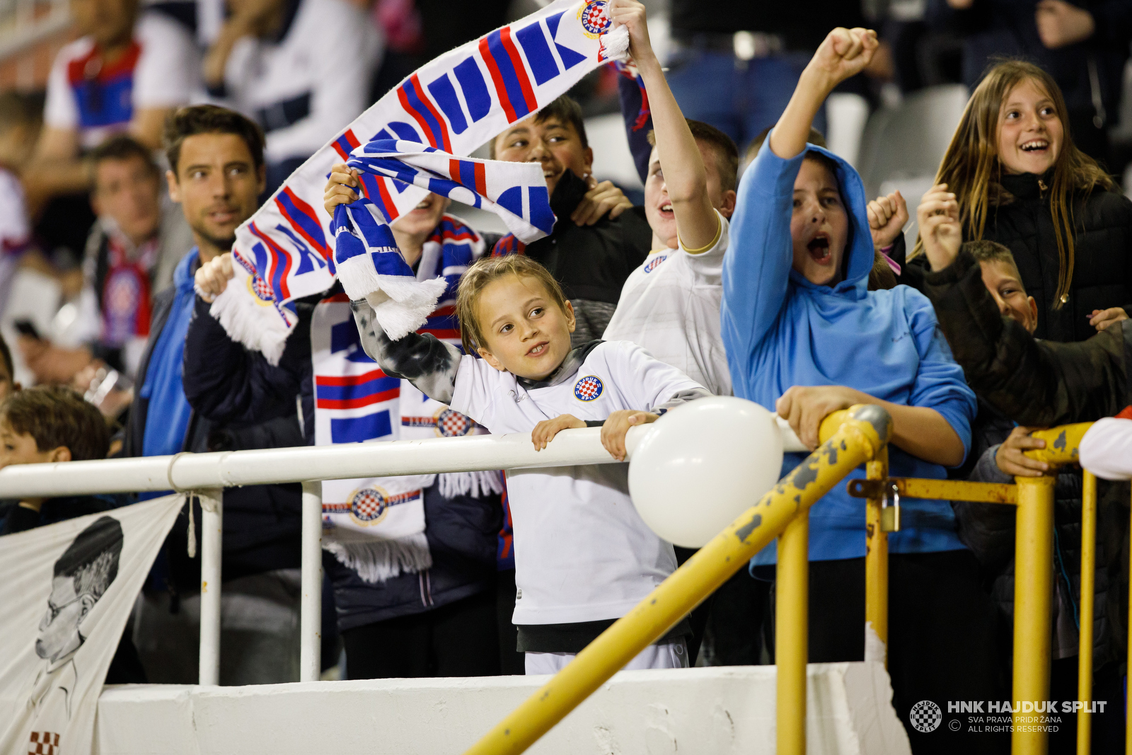 HNK Hajduk Split on X: Kraj prvog dijela na Poljudu: Hajduk - Gorica 1:0.  Ajmo Bijeli! 💪💪💪❤️💙 #samohajduk  / X