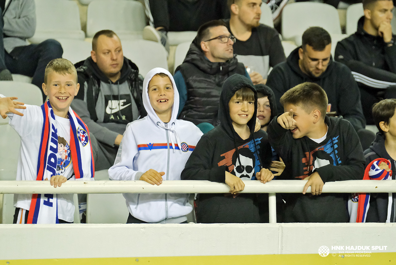 HNK Hajduk Split on X: Kraj prvog dijela na Poljudu: Hajduk - Gorica 1:0.  Ajmo Bijeli! 💪💪💪❤️💙 #samohajduk  / X