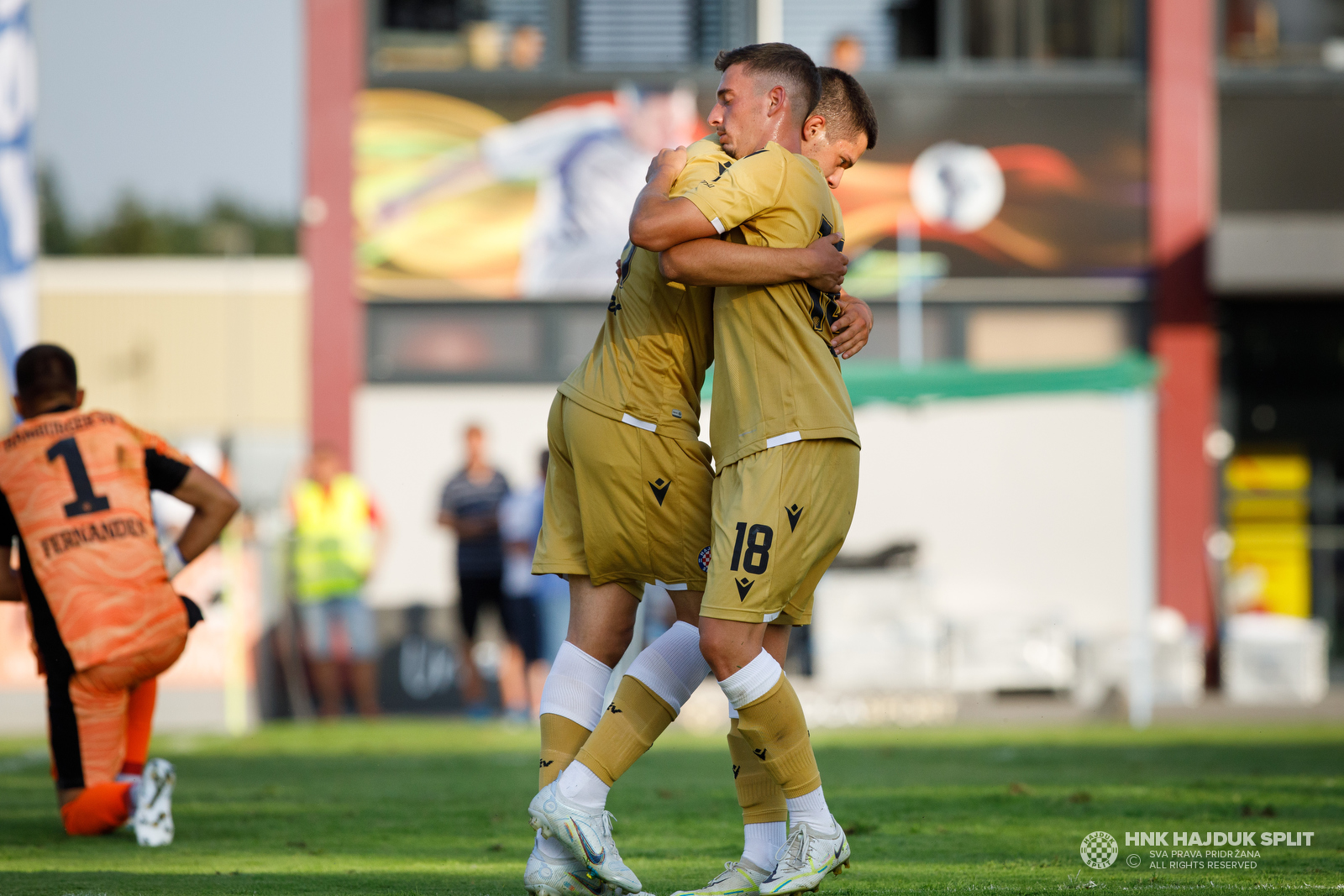 HSV - Hajduk 2:2