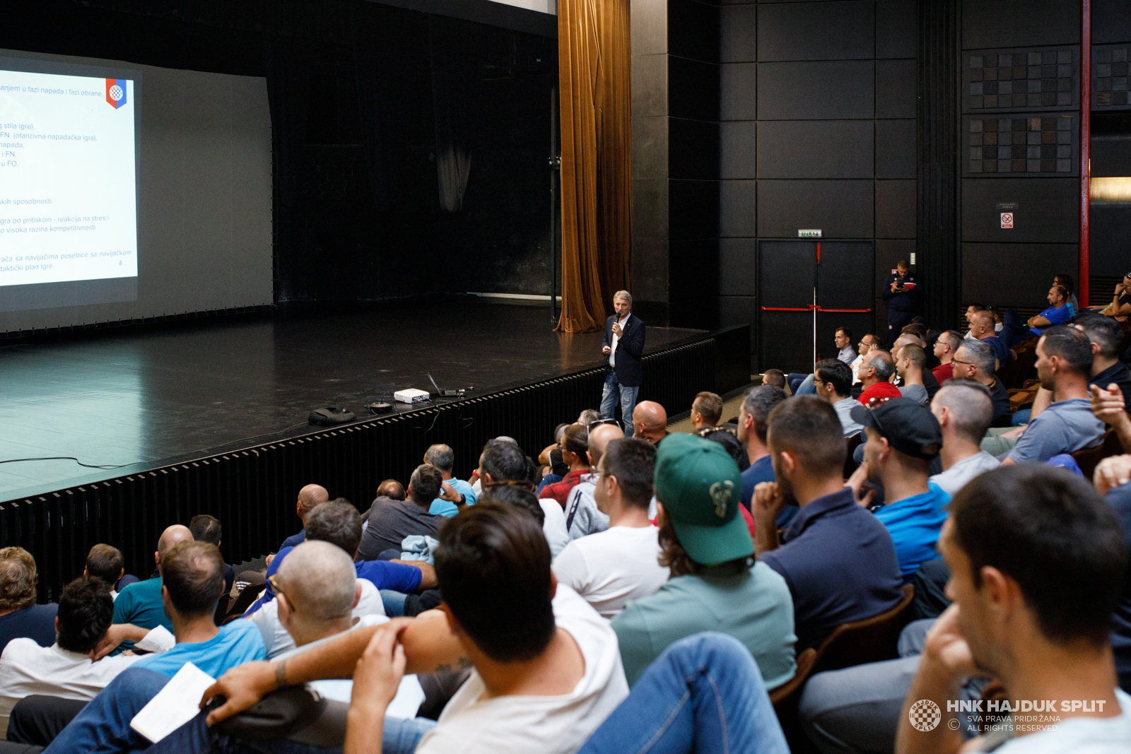 U Lori održan seminar za trenere klubova koji se natječu u ligama "Središta Split"