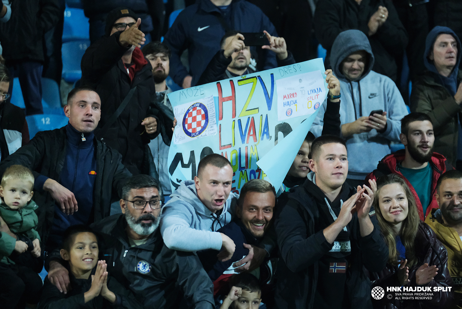 HNK Hajduk Split on X: Kraj prvog dijela na Poljudu: Hajduk - Gorica 1:0.  Ajmo Bijeli! 💪💪💪❤️💙 #samohajduk  / X