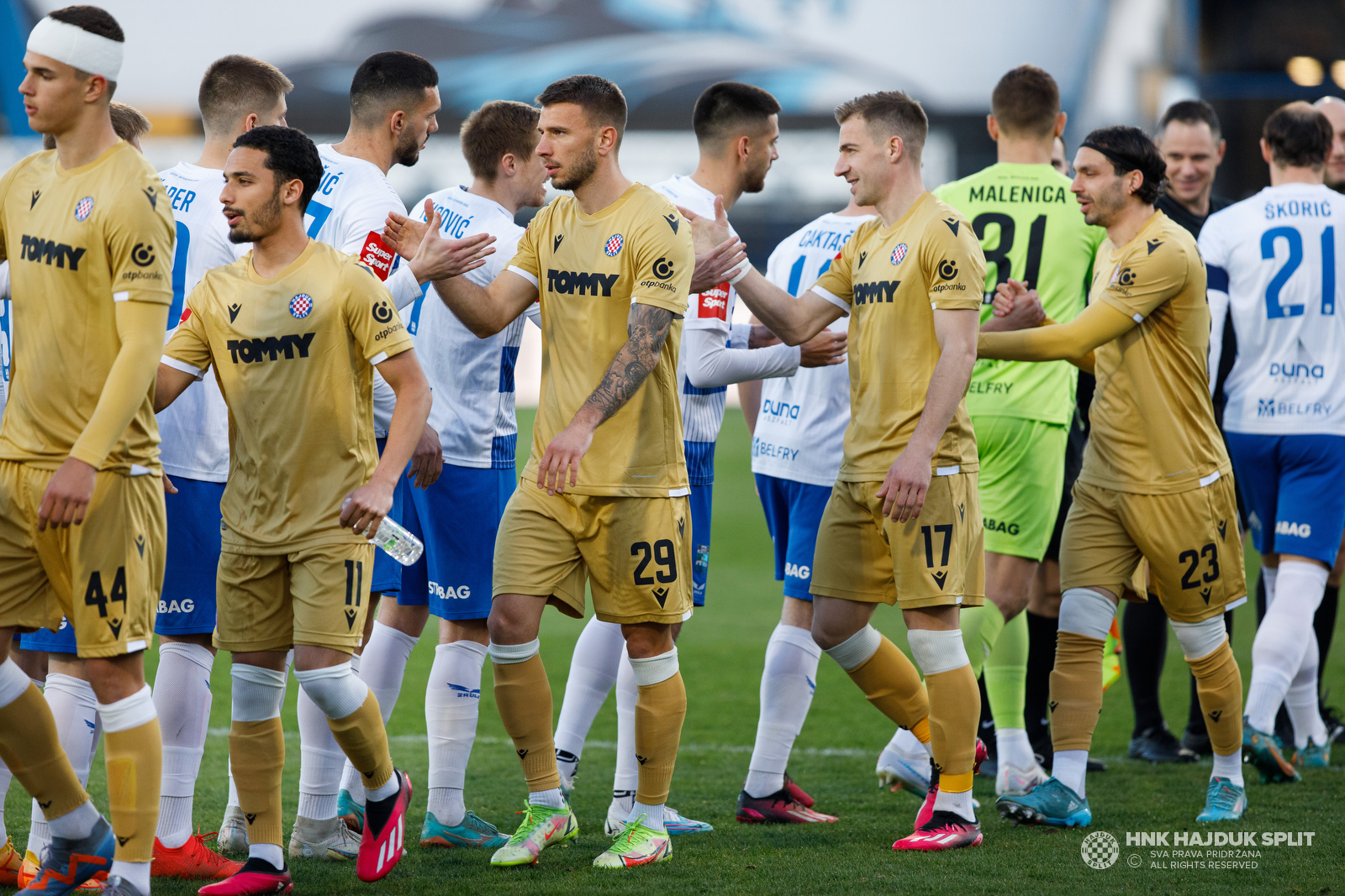 Slobodna Dalmacija - Hajduk pobijedio Osijek u Gradskom vrtu i