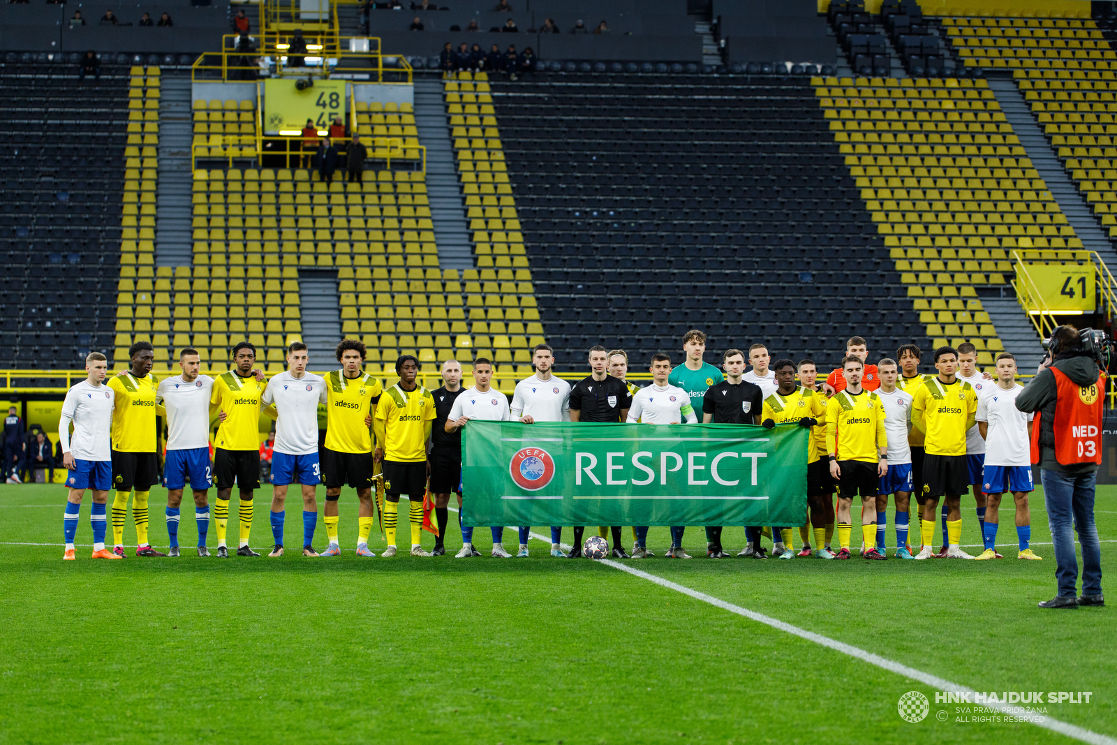 SN] UEFA Youth League quarterfinal match between Borussia Dortmund U19 and Hajduk  Split U19 will be played at the Signal Iduna Park, due to very high  interest of Hajduk fans and thus