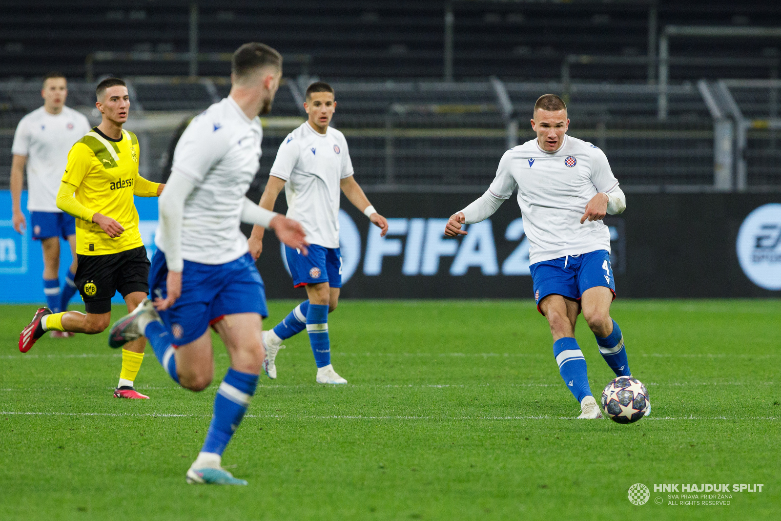 Borussia Dortmund - Hajduk 1:1 (8:9 p)