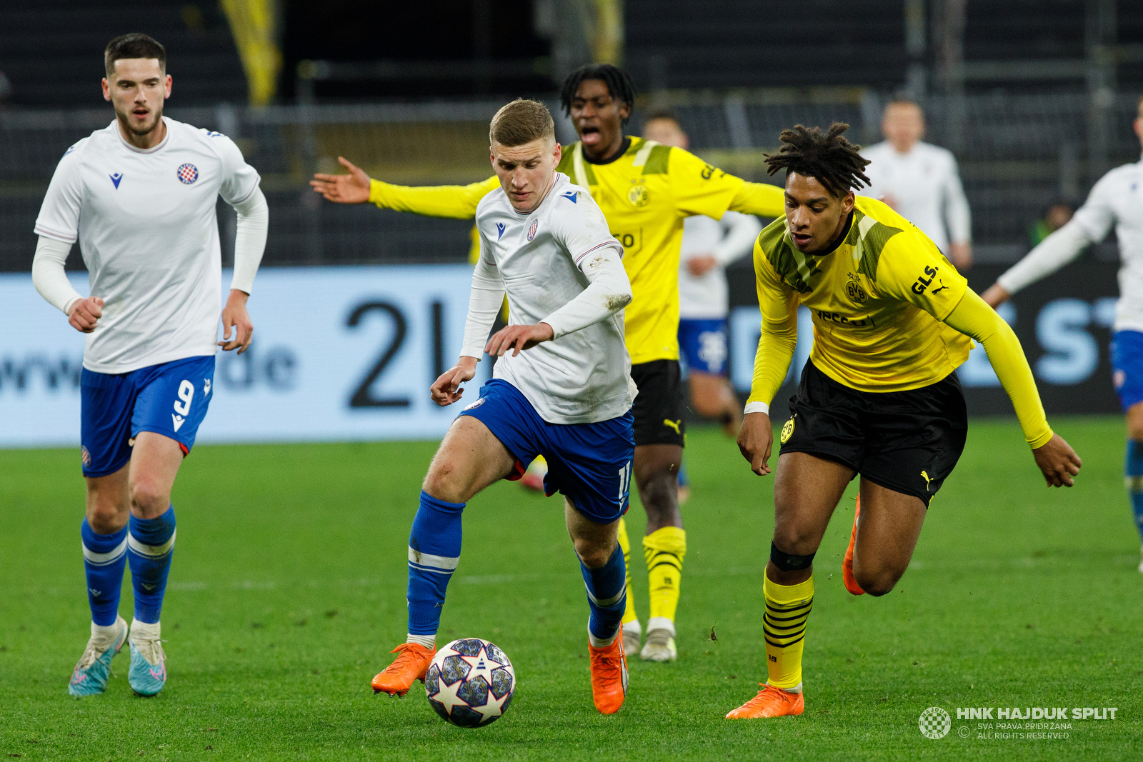 Borussia Dortmund - Hajduk 1:1 (8:9 p)