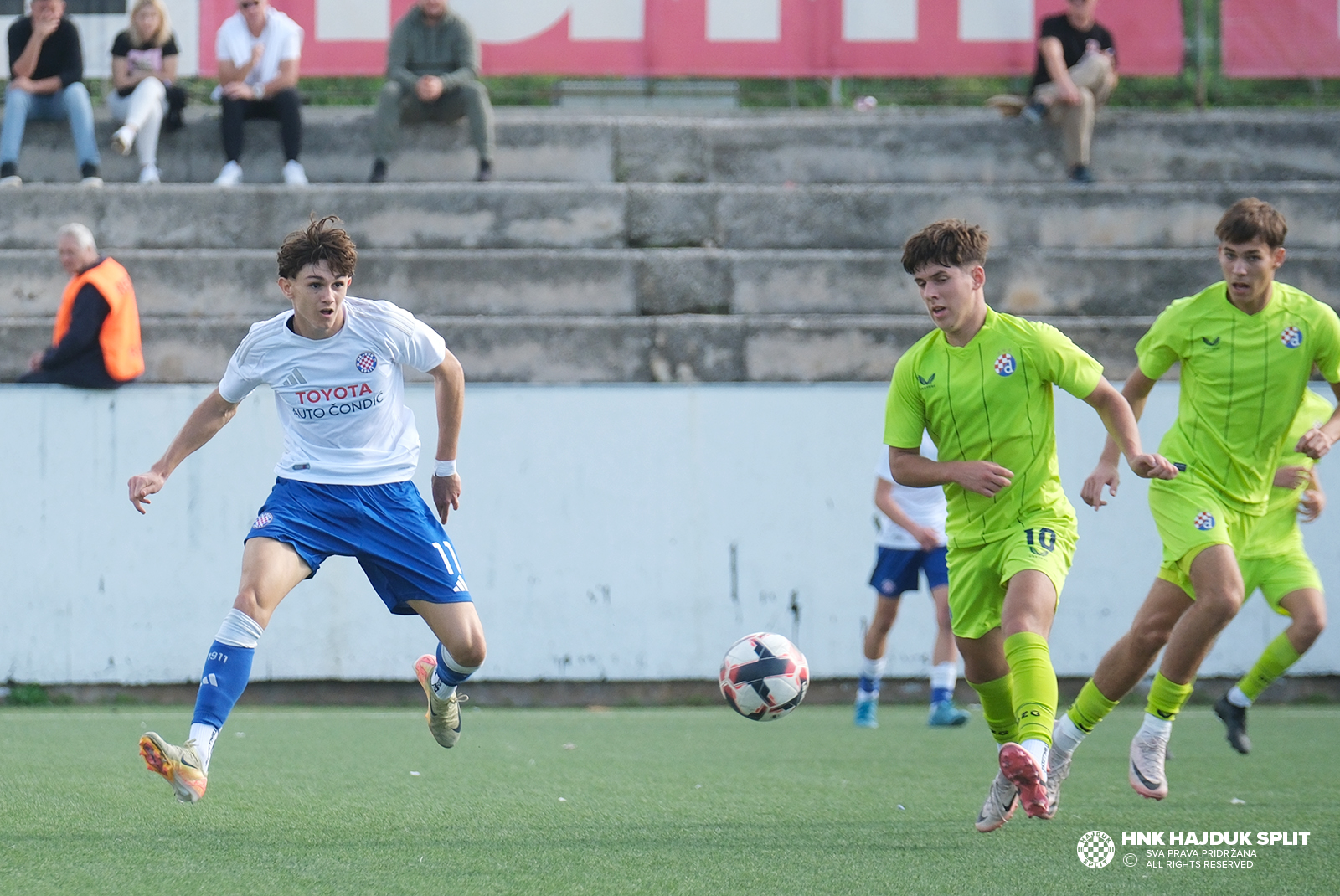 Pioniri i kadeti: Hajduk - Dinamo