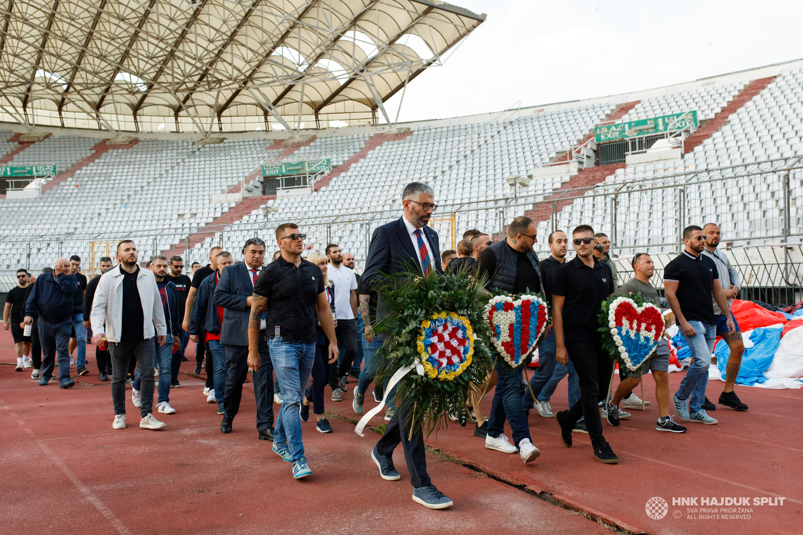 Predstavnici Torcide, Našeg Hajduka i Kluba  položili vijence na Sjeveru!