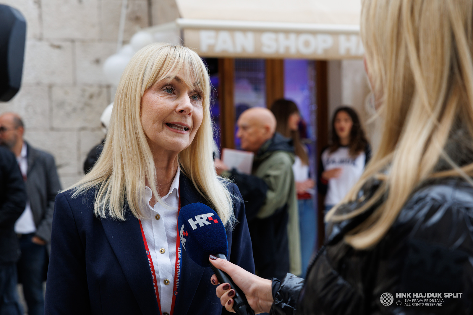 Svečano otvoren Hajduk Fan shop na Rivi i predstavljen novi kalendar Hajduka za 2025. godinu