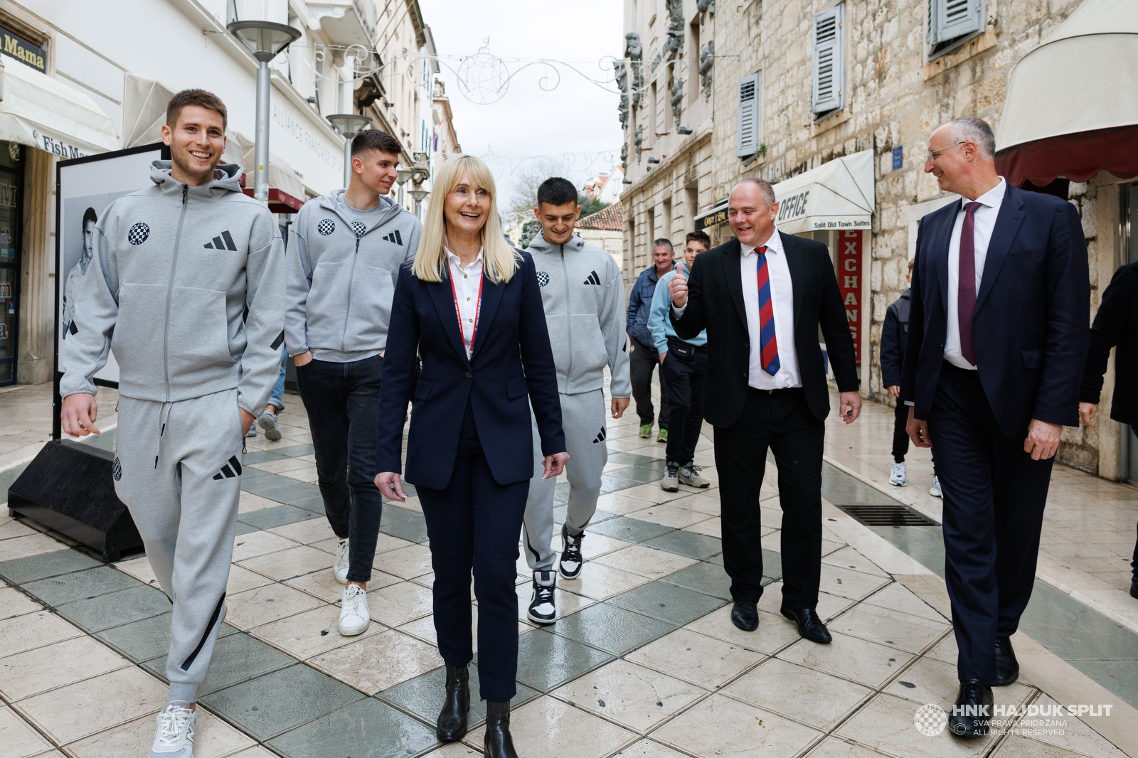 Svečano otvoren Hajduk Fan shop na Rivi i predstavljen novi kalendar Hajduka za 2025. godinu