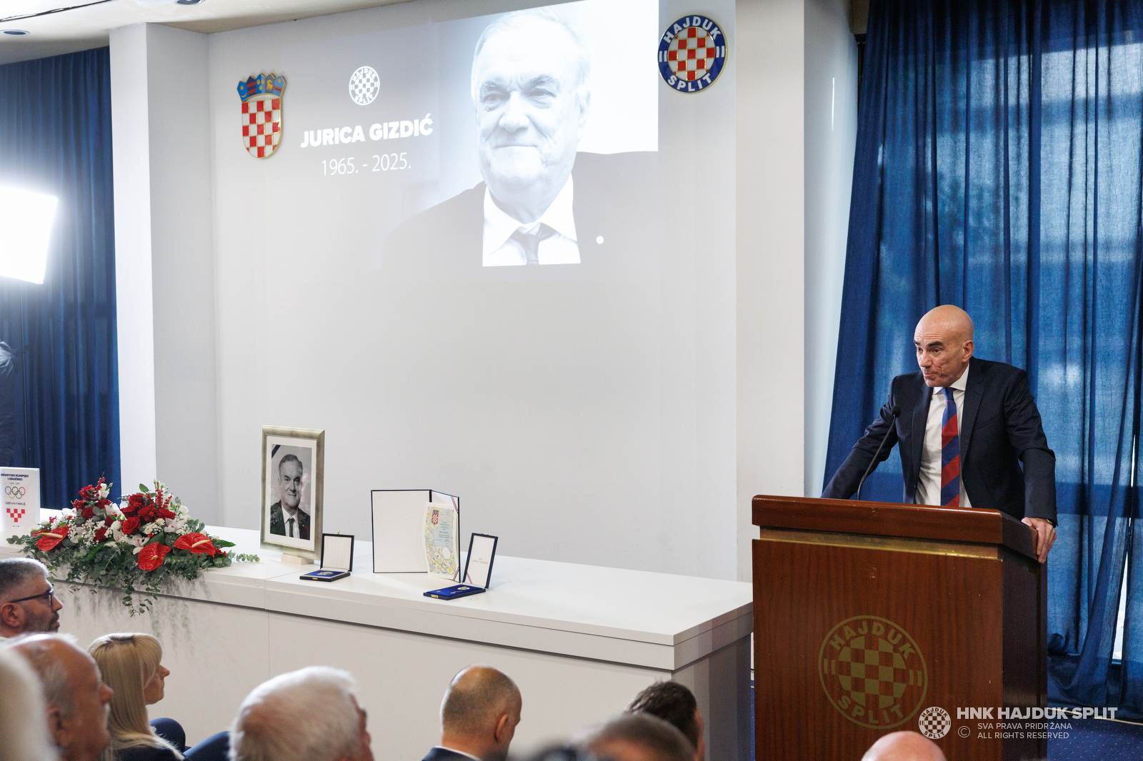 Komemoracija i posljednji ispraćaj Jurice Gizdića