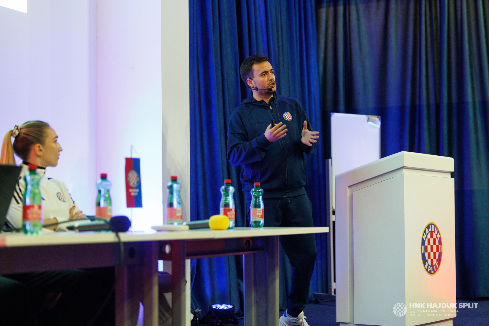 Na Poljudu održane edukacije i pokazni treninzi za trenere klubova partnera