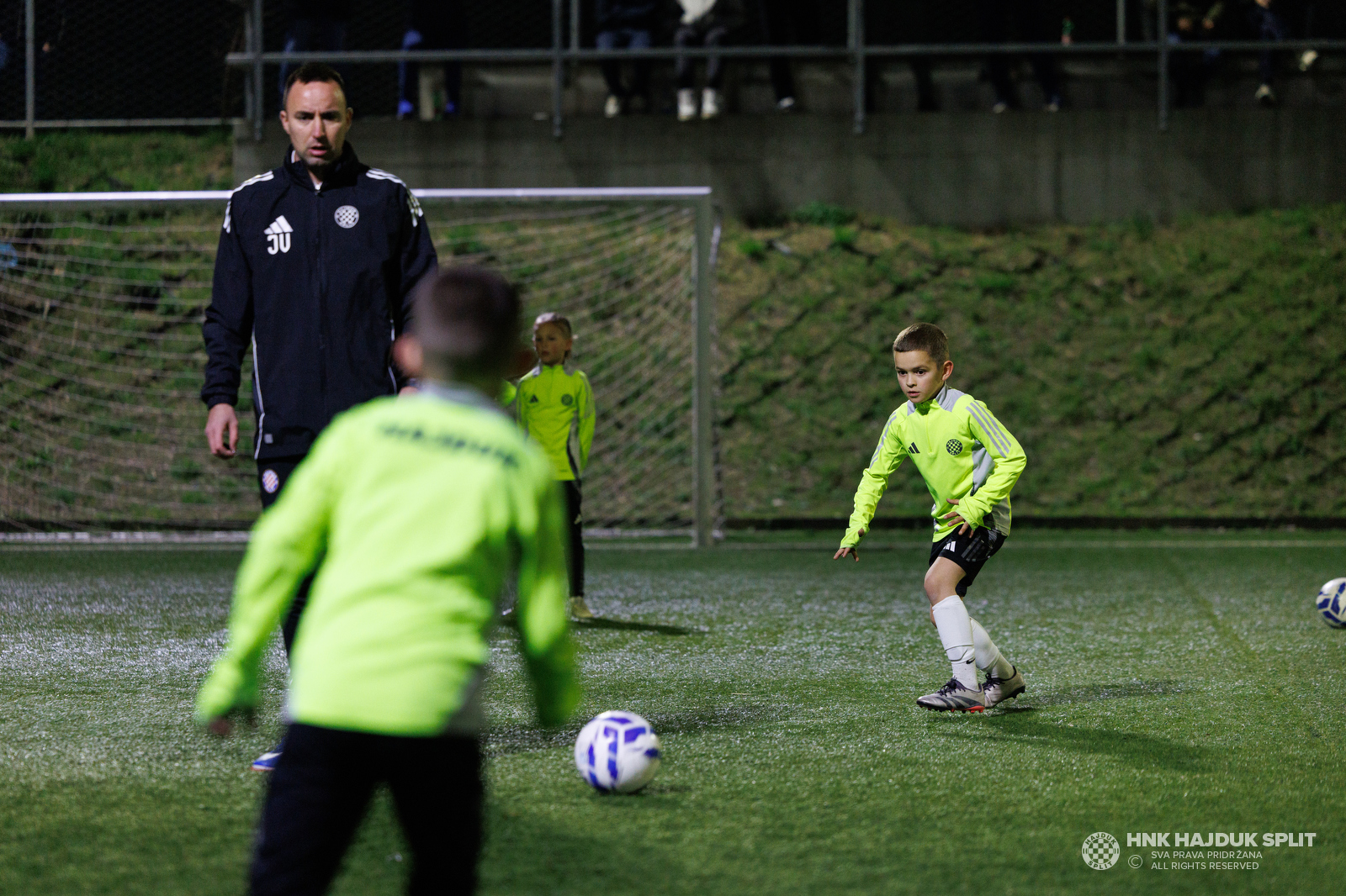 Na Poljudu održane edukacije i pokazni treninzi za trenere klubova partnera