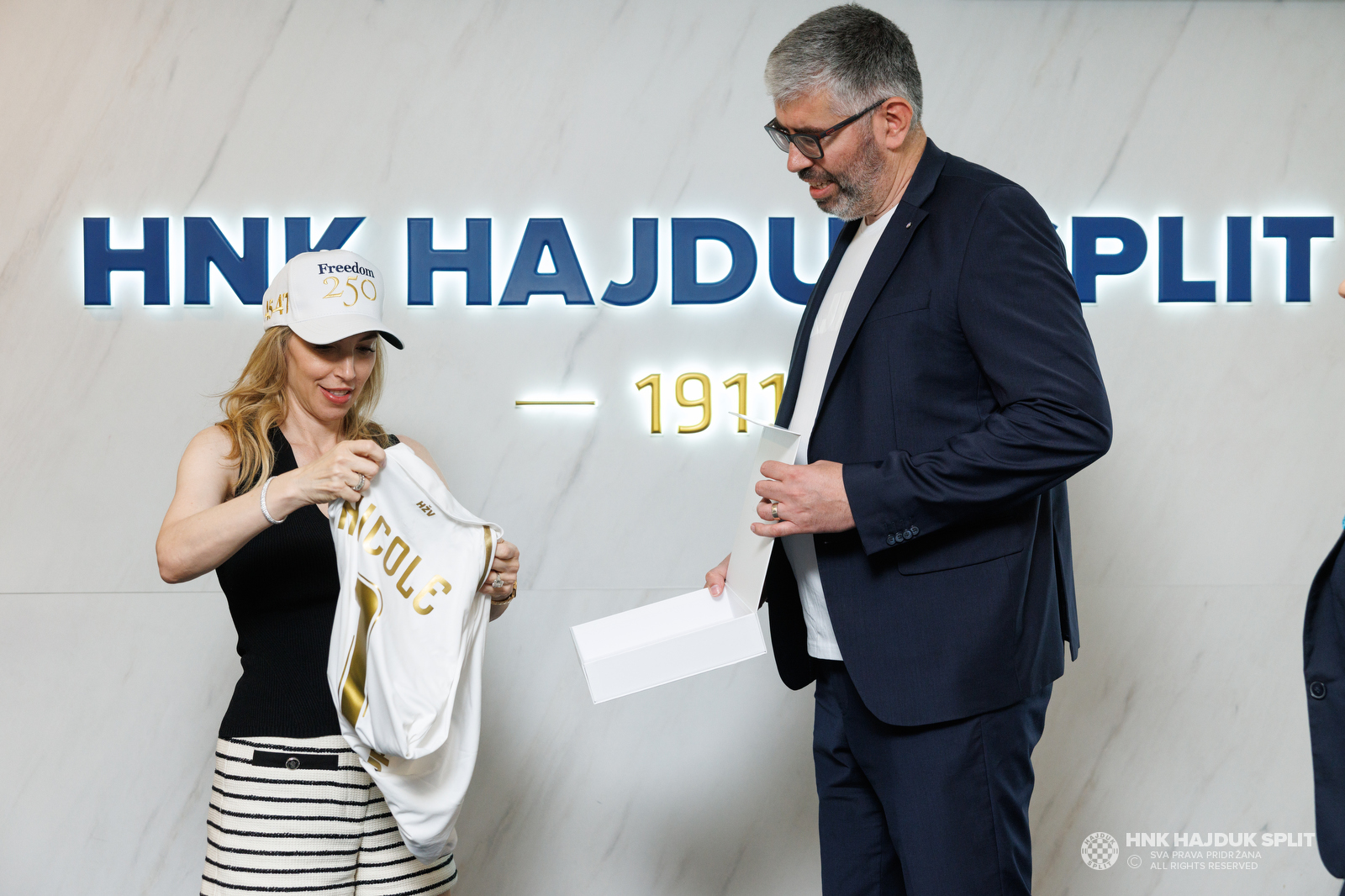Veleposlanica SAD-a Nicole McGraw u posjetu Hajduku