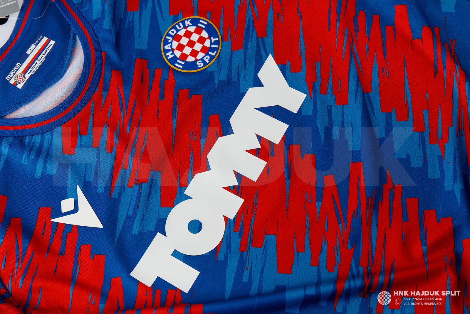 Red & Blue with a broken effect in the new Hajduk Split away kit by Macron!