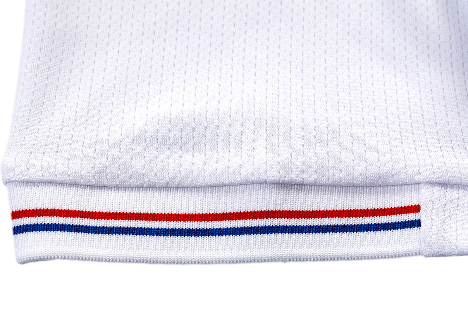 Camisa titular do Hajduk Split 2022-2023 é revelada pela Macron