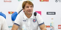Trener Carrillo na konferenciji za medije uoči utakmice u Osijeku