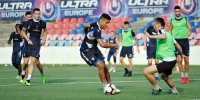 Pre-match training session at Poljud