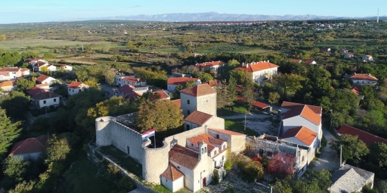 Osnovano Društvo prijatelja Hajduka Benkovac