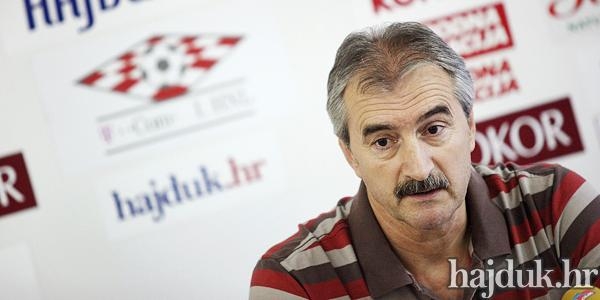 Kalinić: AEK igra brzo, okomito, izvrsni su!