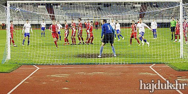 Kiš i Tomaš za 2:1 protiv Mosora