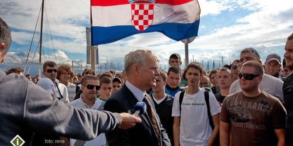 Stat ćemo na noge i krenuti pravim putem!