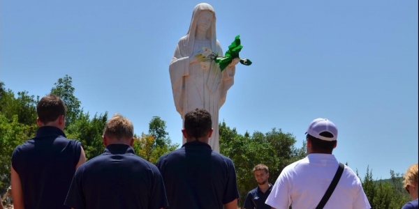 Hajdukovci na Brdu ukazanja