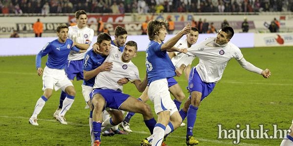 Krstičevićevih 20 za Vinkovce...