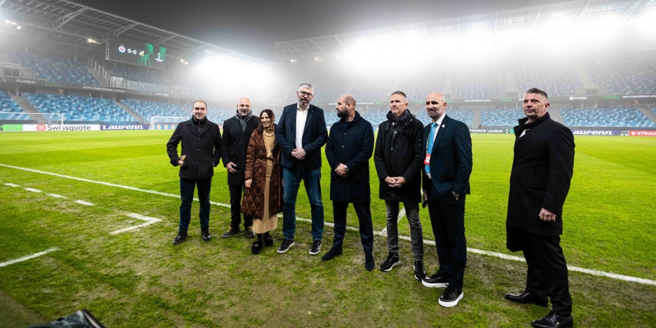 Delagacija Hajduka posjetila stadion Tehelné pole