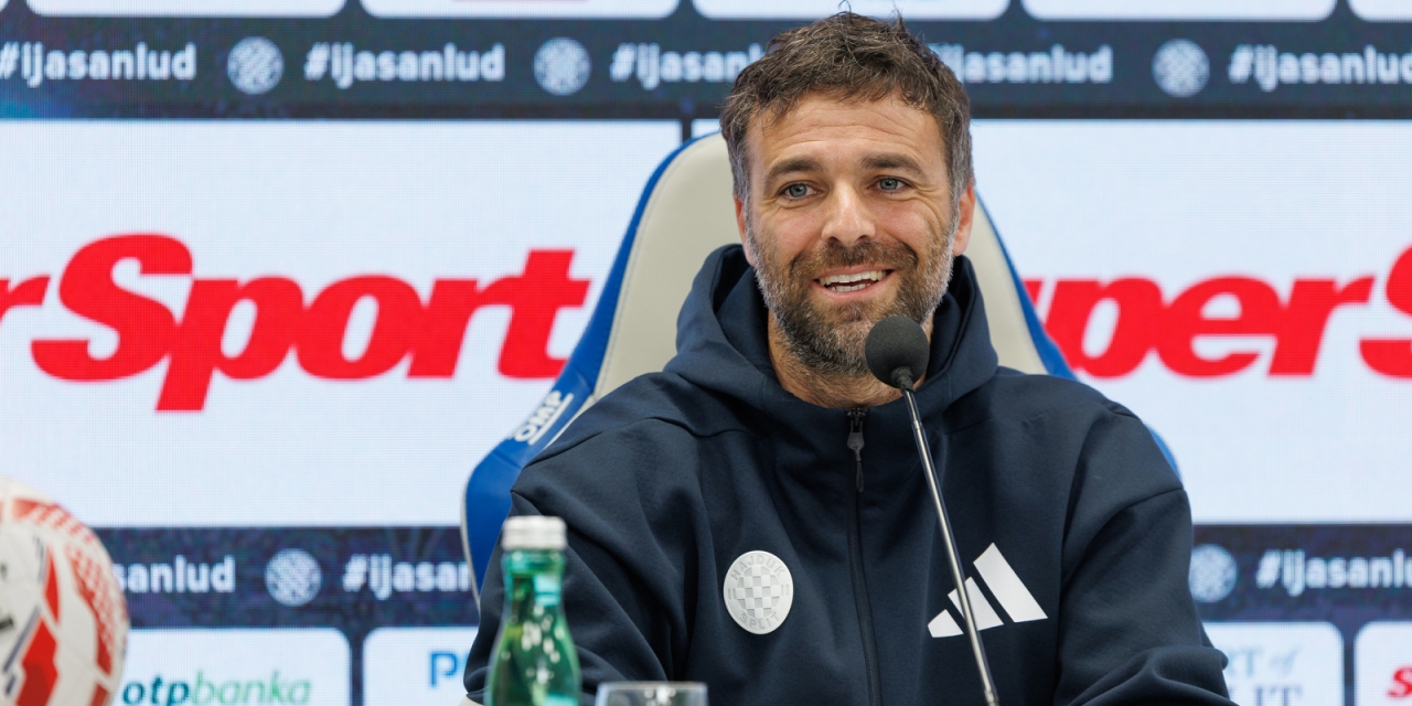 Trener Garcia uoči utakmice Vukovar 1991 - Hajduk