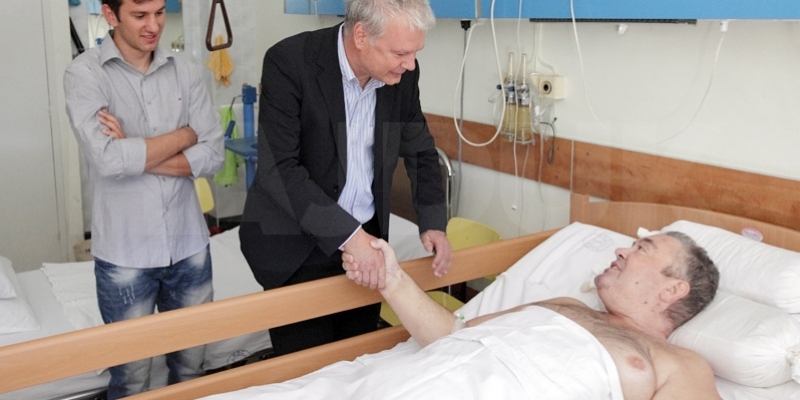 Delegacija Hajduka posjetila Cocu u splitskoj bolnici