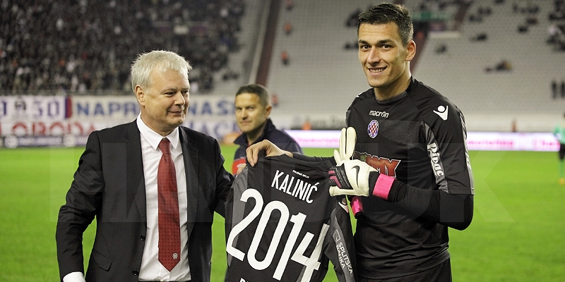 Reprezentativcu Kaliniću čestitke i prigodni dres