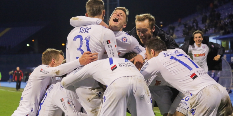 Maksimir: Dinamo Zagreb - Hajduk 2:2