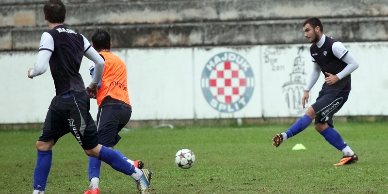 David Domej sa U-19 Austrije igra protiv Hrvatske u kvalifikacijama za Euro