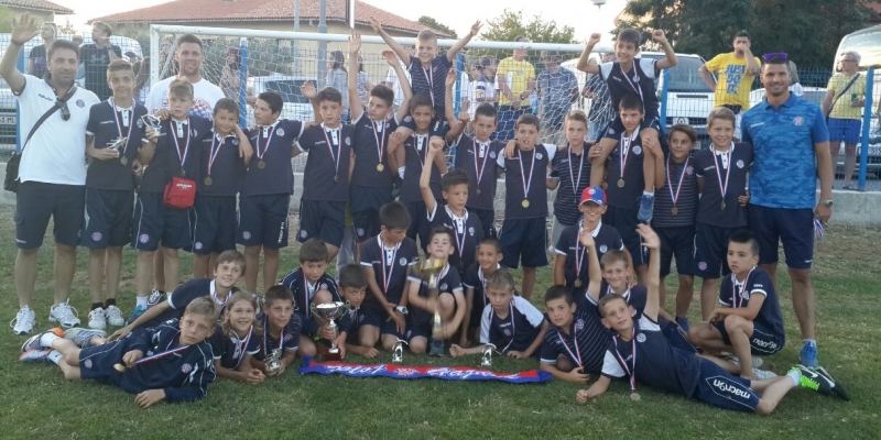 Trogrlićevi i Vuškovićevi tići prvi u Fažani