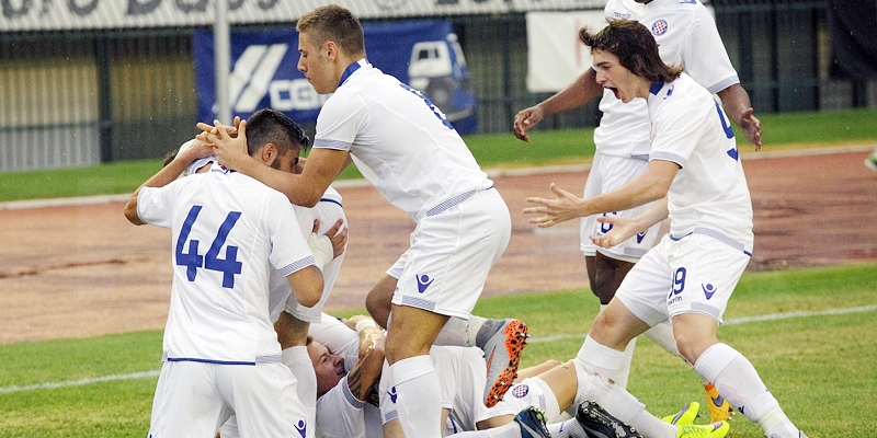 Hajduk protiv Osijeka na Poljudu od 21 sat